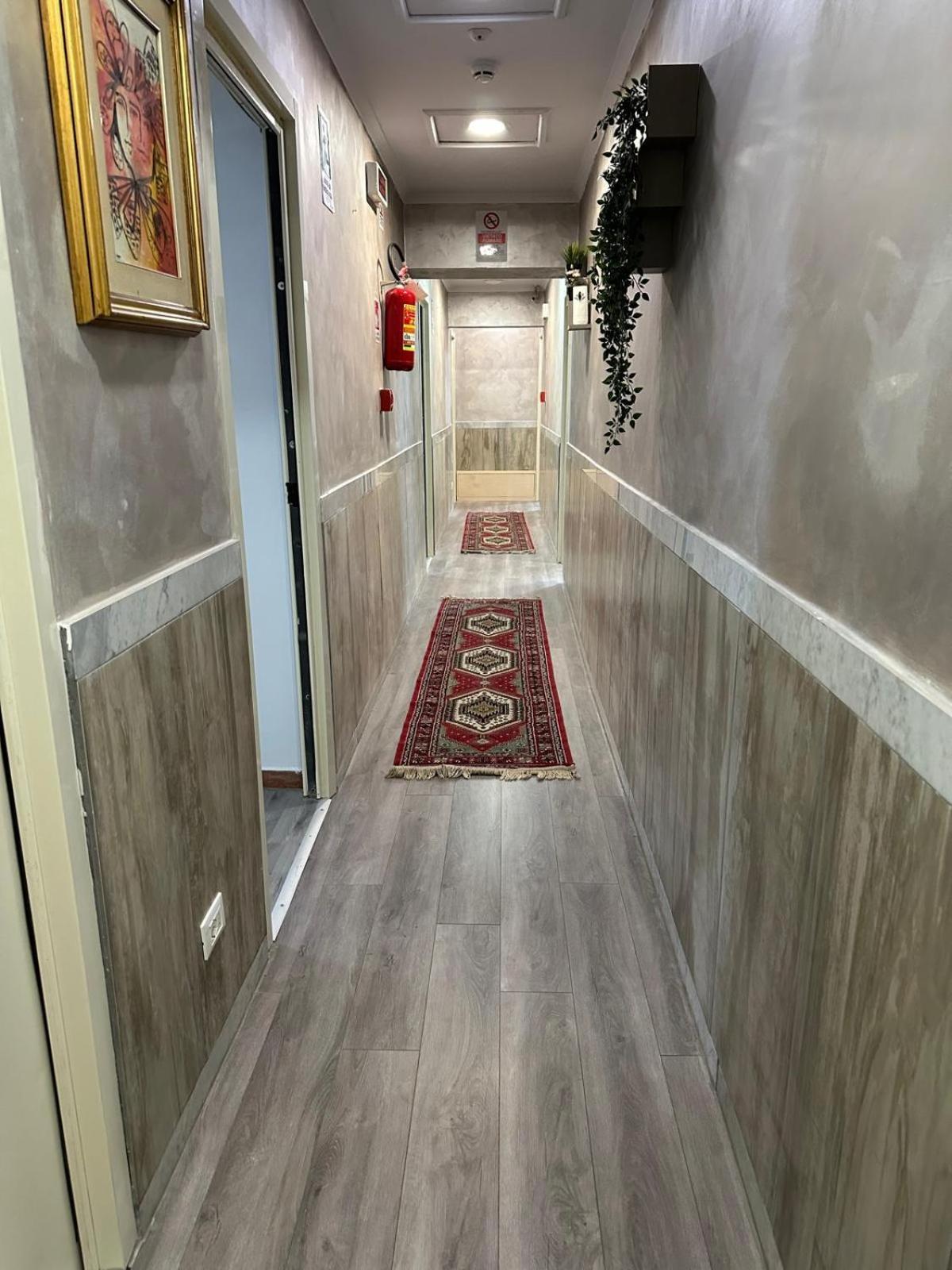 Termini Luxury Home Рим Экстерьер фото